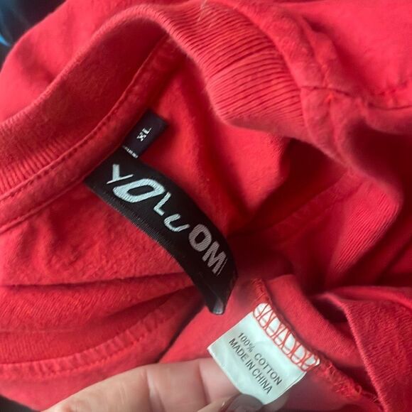 Volcom Red Logo T-Shirt sz XL - Picture 4 of 5